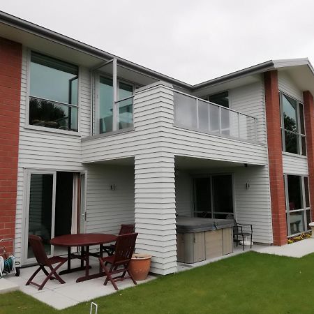 Whaka Heights Bed & Breakfast ไครสต์เชิร์ช ภายนอก รูปภาพ