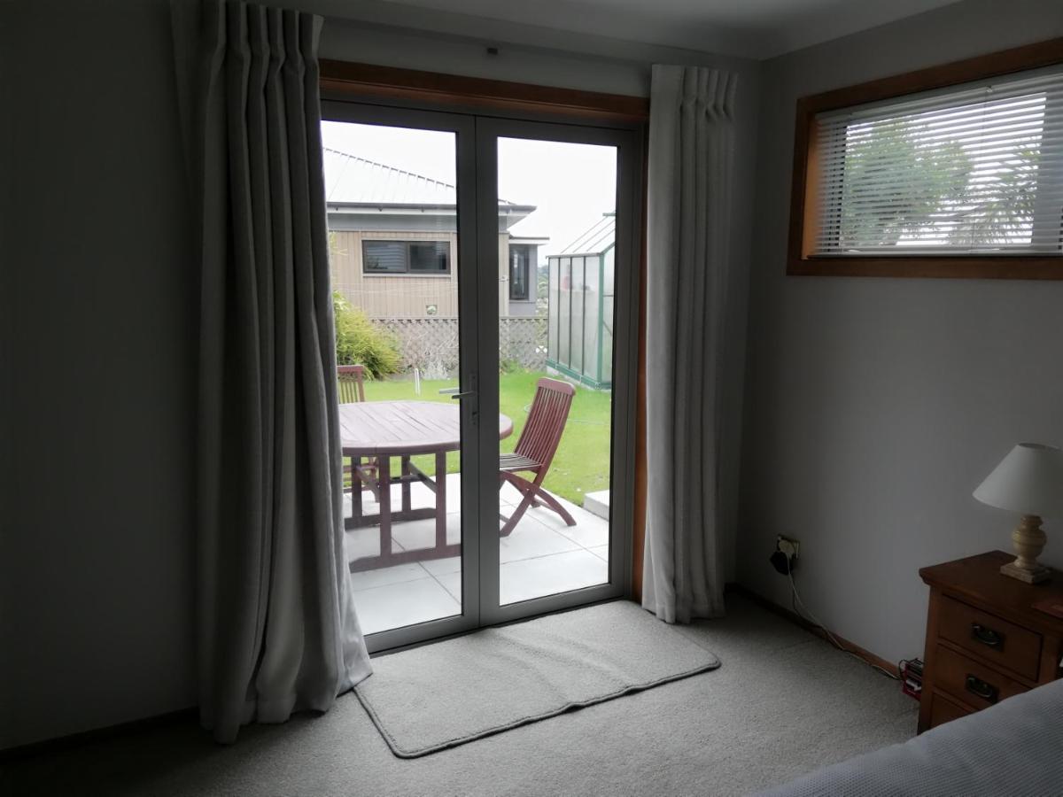 Whaka Heights Bed & Breakfast ไครสต์เชิร์ช ภายนอก รูปภาพ