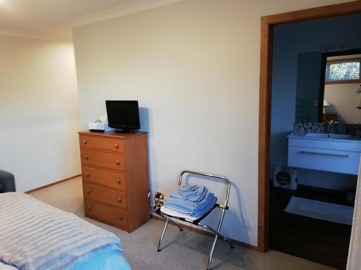 Whaka Heights Bed & Breakfast ไครสต์เชิร์ช ภายนอก รูปภาพ